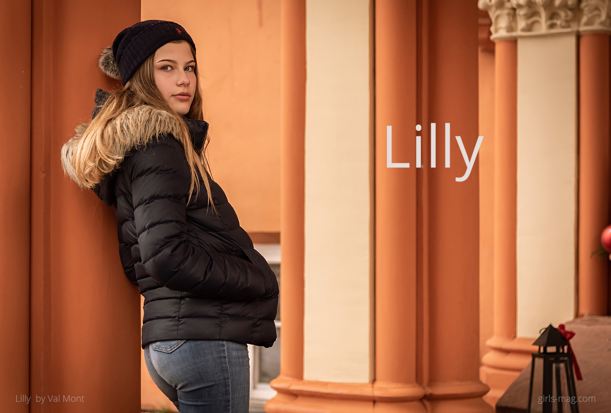 Lilly by Val Mont
