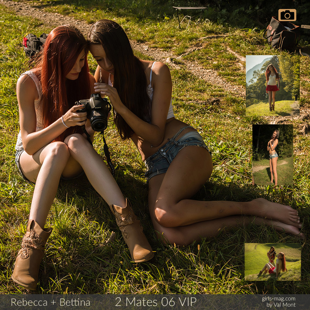 Bettina und Rebecca begutachten die Bilder aus ihrem Shooting